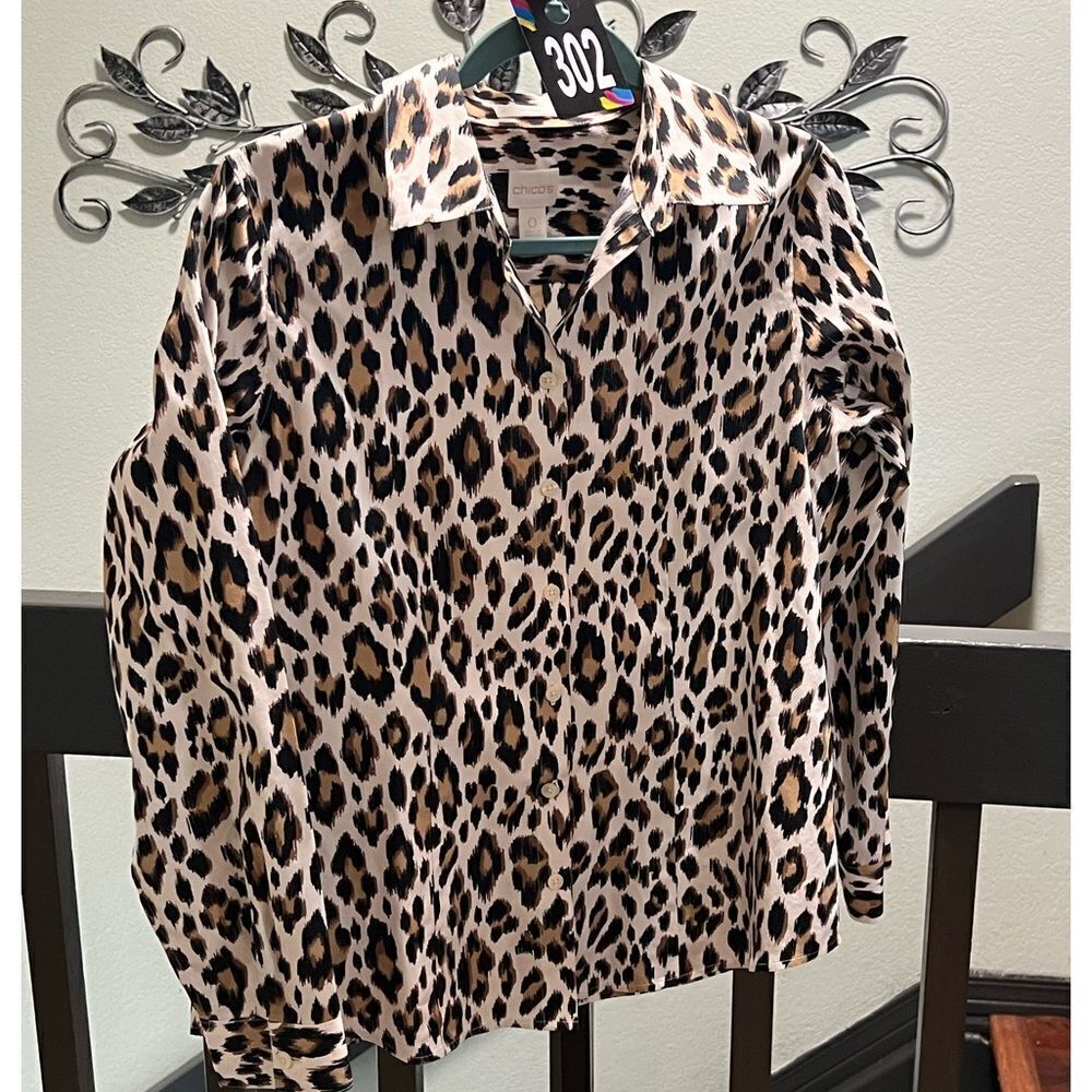 EUC Chico's Leopard Print Long Sleeve Blouse Chico’s 0 #302